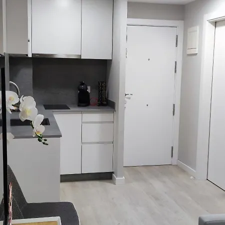 Apartment Estudio 1 *